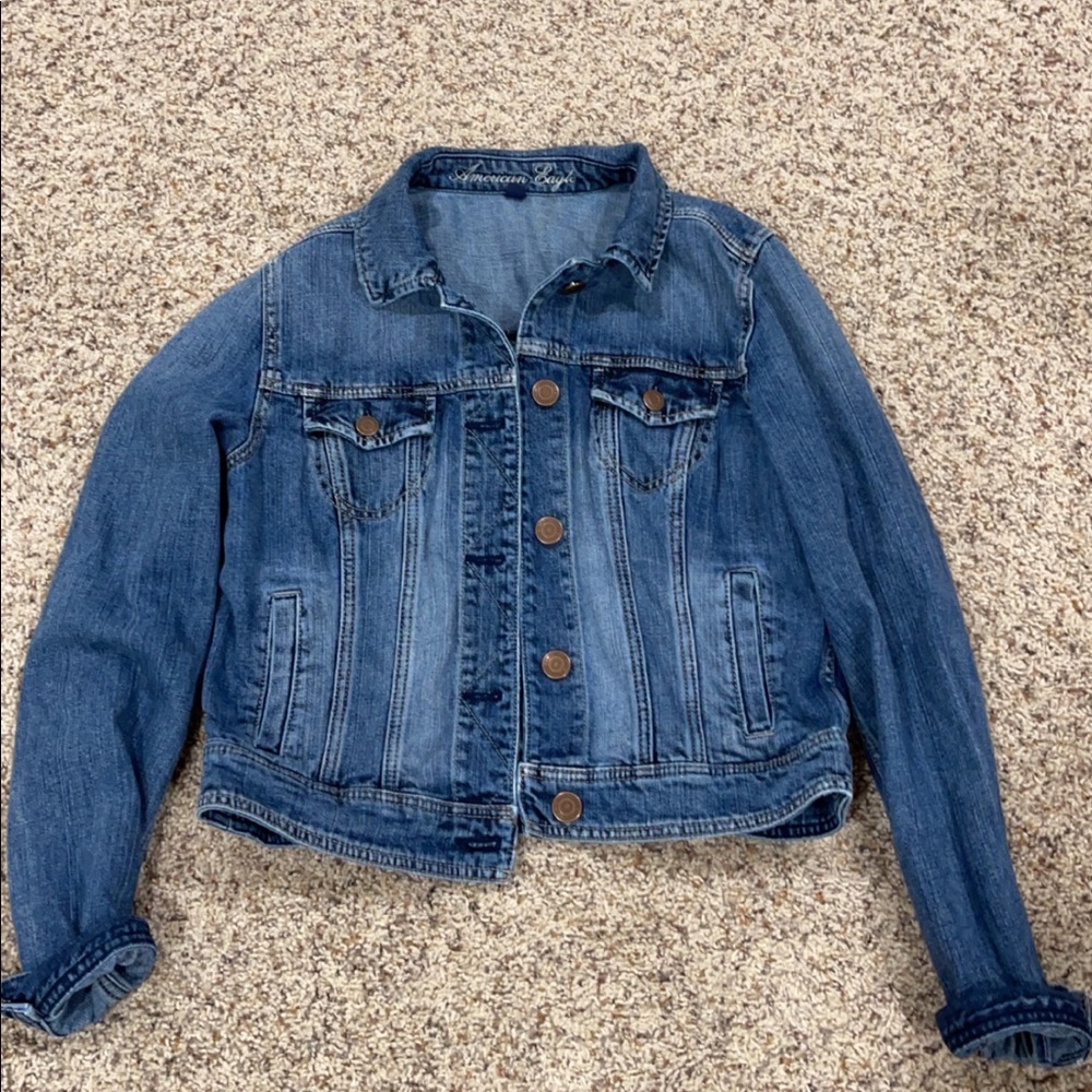 American eagle jean jacket, very cute, and good material.
